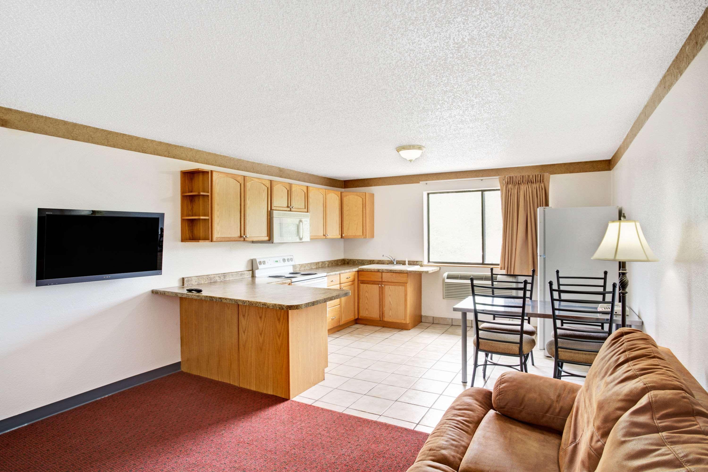 Antelope Inn & Suites Клирфилд Экстерьер фото