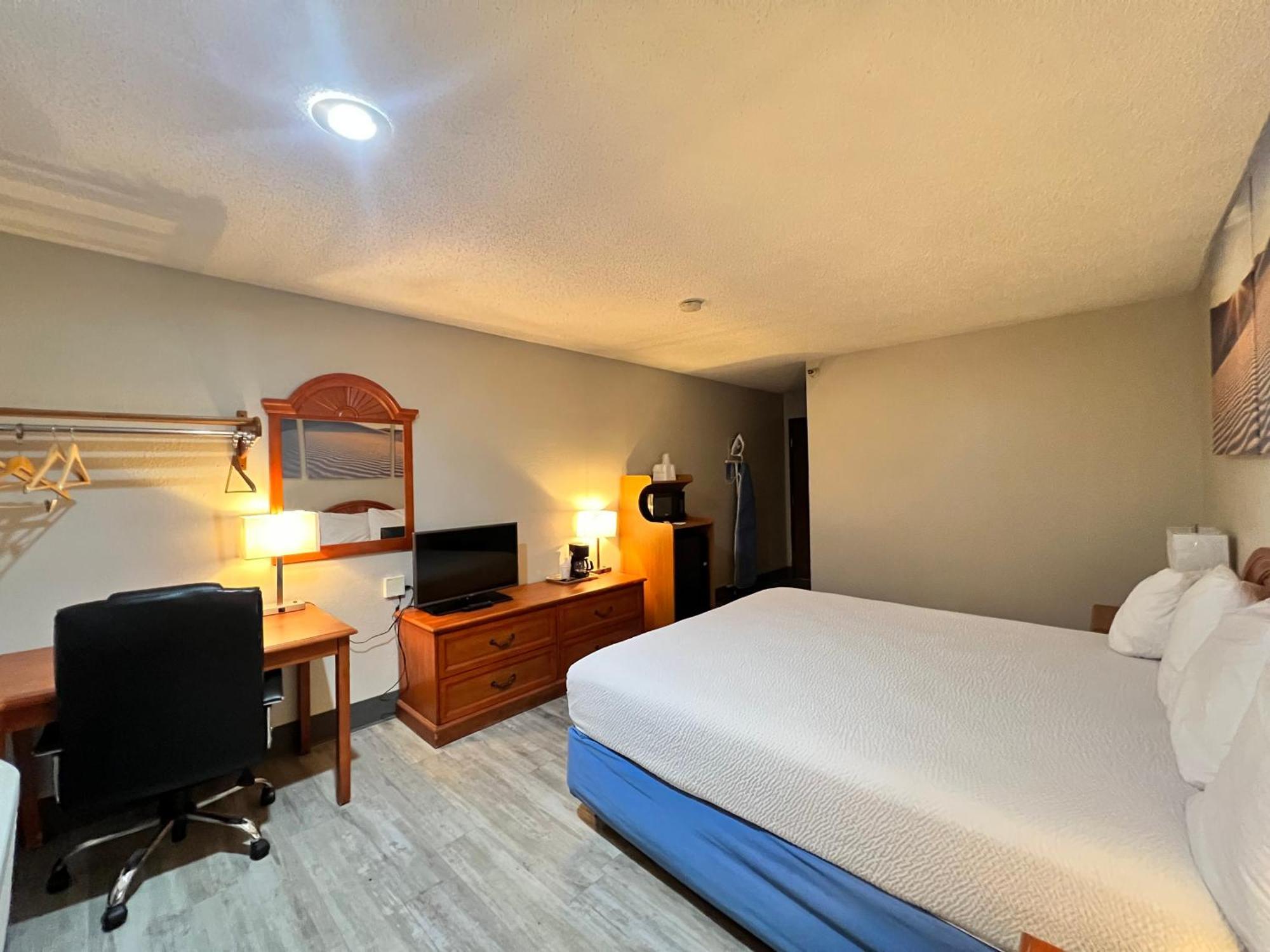 Antelope Inn & Suites Клирфилд Экстерьер фото