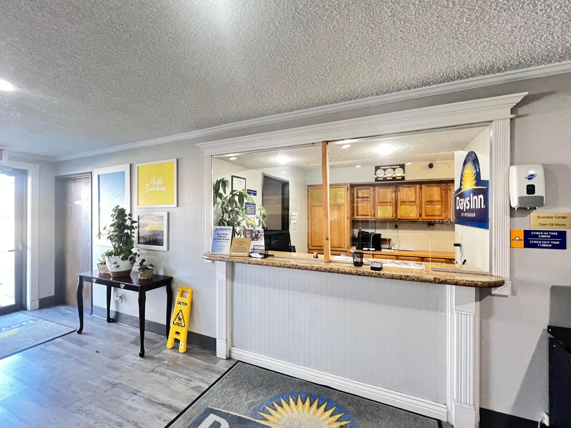 Antelope Inn & Suites Клирфилд Экстерьер фото