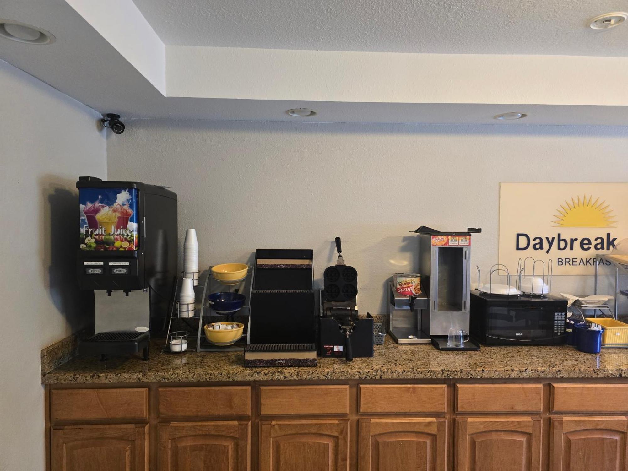 Antelope Inn & Suites Клирфилд Экстерьер фото